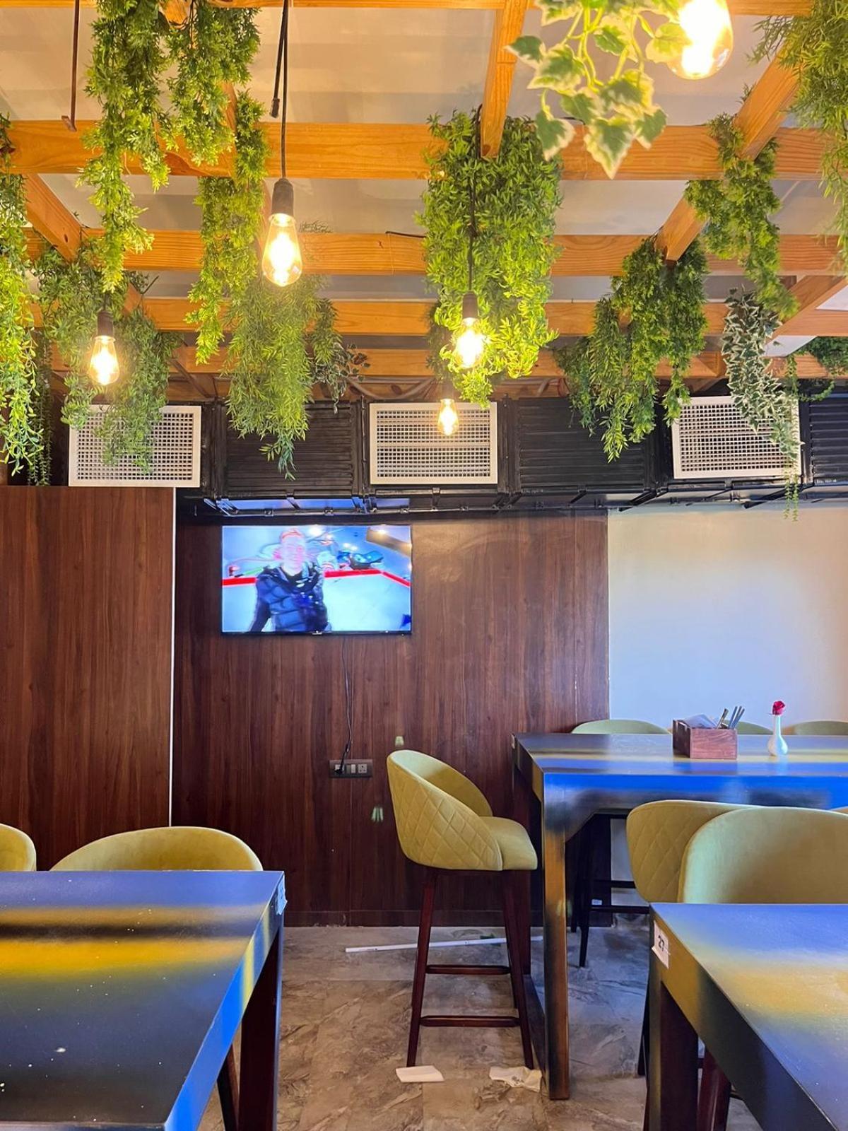 Hotel EDEN Karwar Buitenkant foto